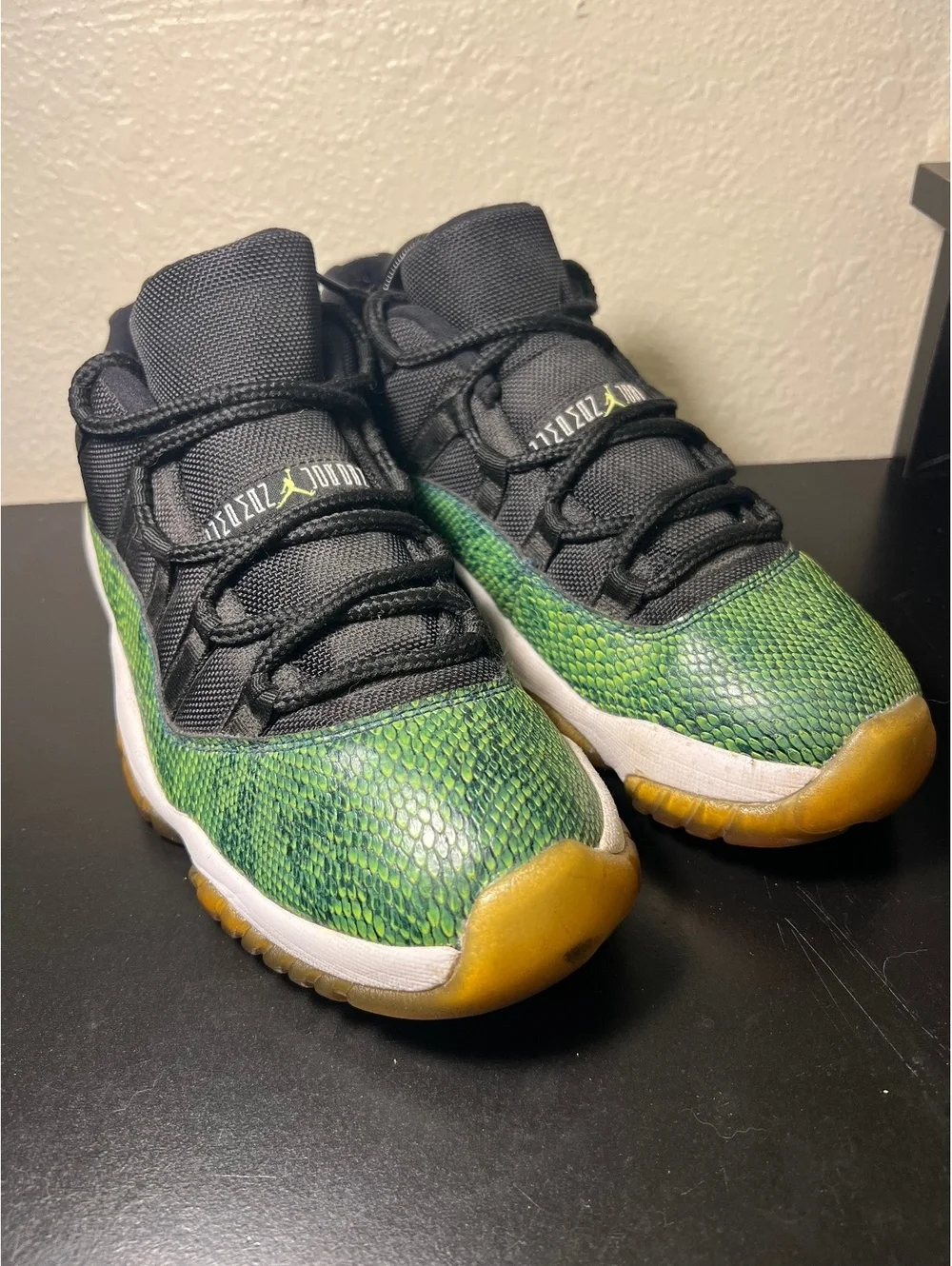 Air Jordan 11 Retro Low 'Snake'